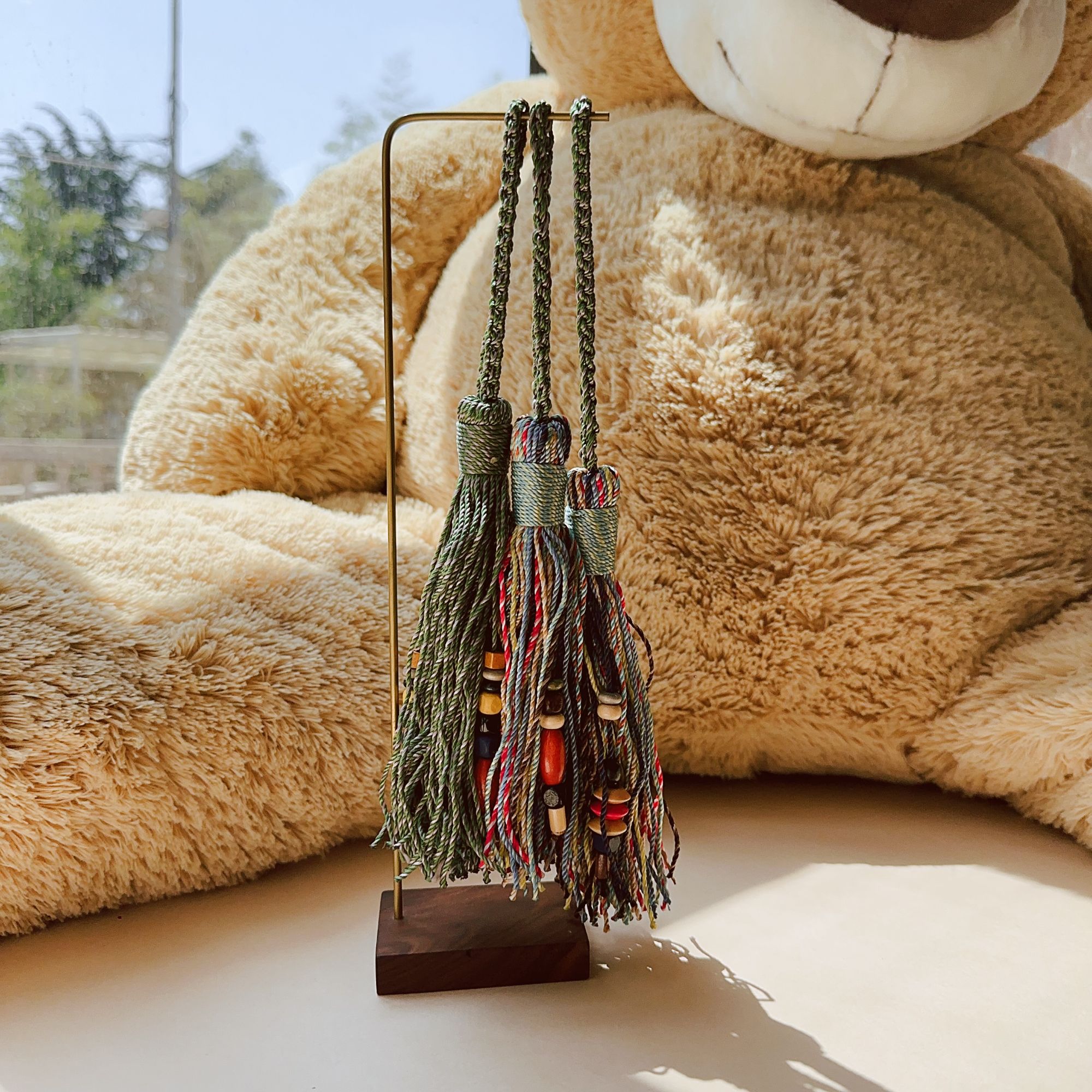 Q【挂绳处拼绿色】纯手工藏式国风流苏配饰 彩色冰丝线包包挂件