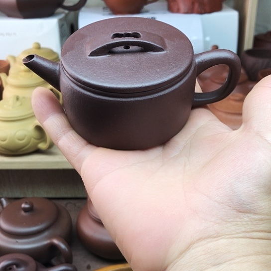 茶壶紫砂紫泥汗瓦100豪升左右