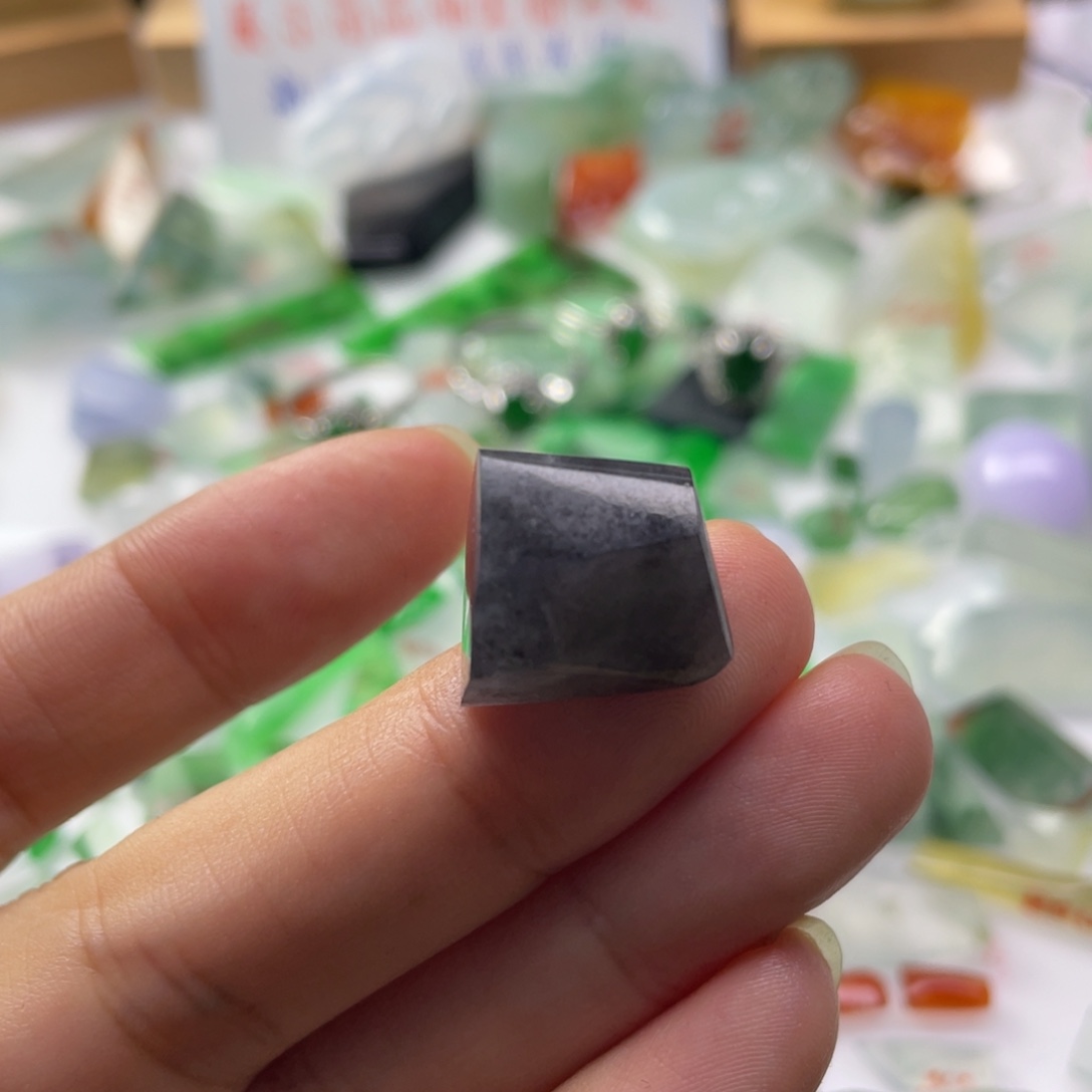 定制翡翠未镶嵌天然缅甸翡翠