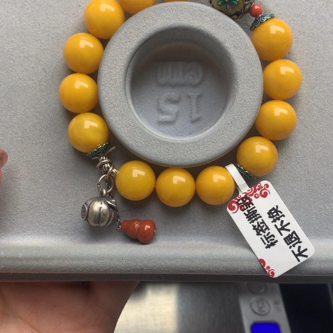 蜜蜡珠宝奇石未镶嵌