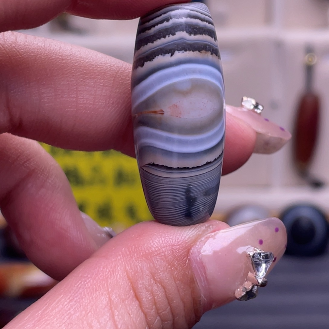 Y***.玛瑙/玉髓合金颈饰