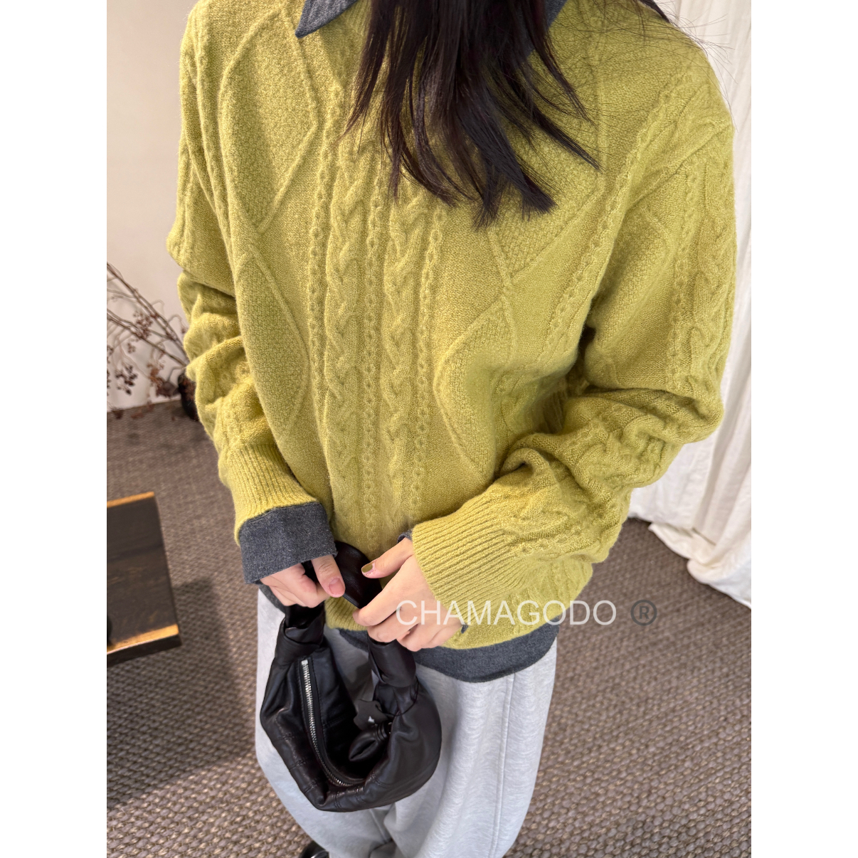 CHA MA GO DO11325极简质感老钱风菱形格圆领套头麻花毛衣