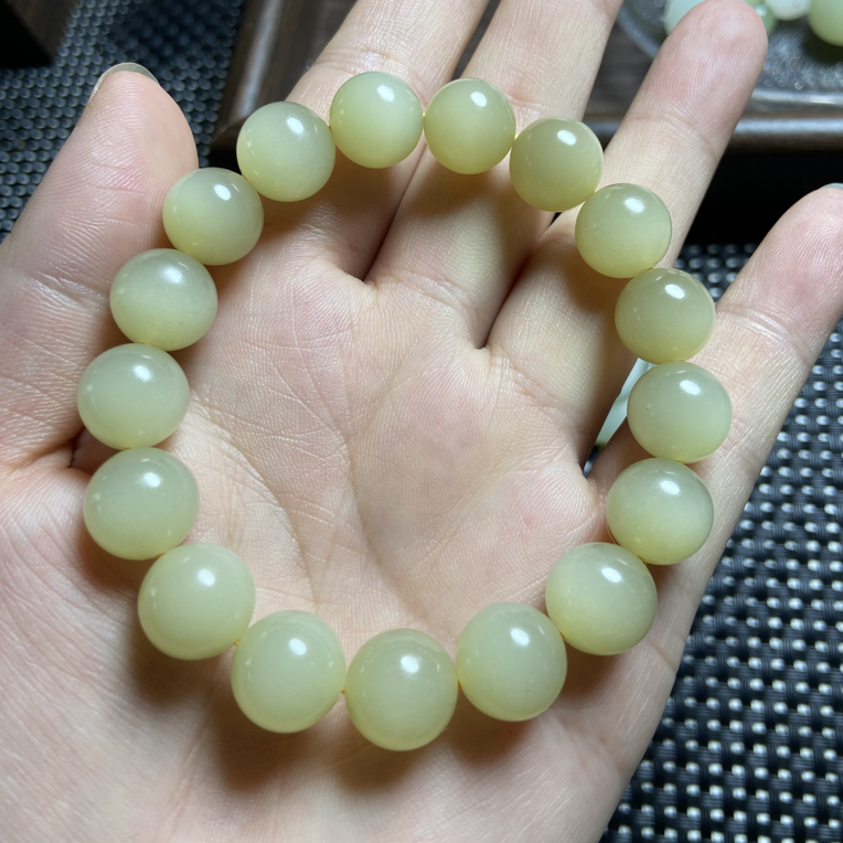 和田玉卡12mm手串