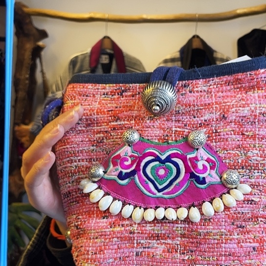 织绣手工制作包包