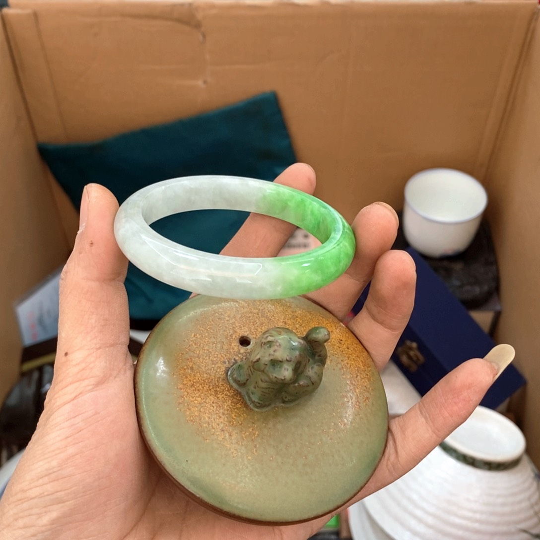 瓷片哈哈哈哈太给力哈哈哈