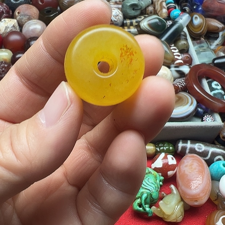 爱***错玛瑙/玉髓未镶嵌颈饰