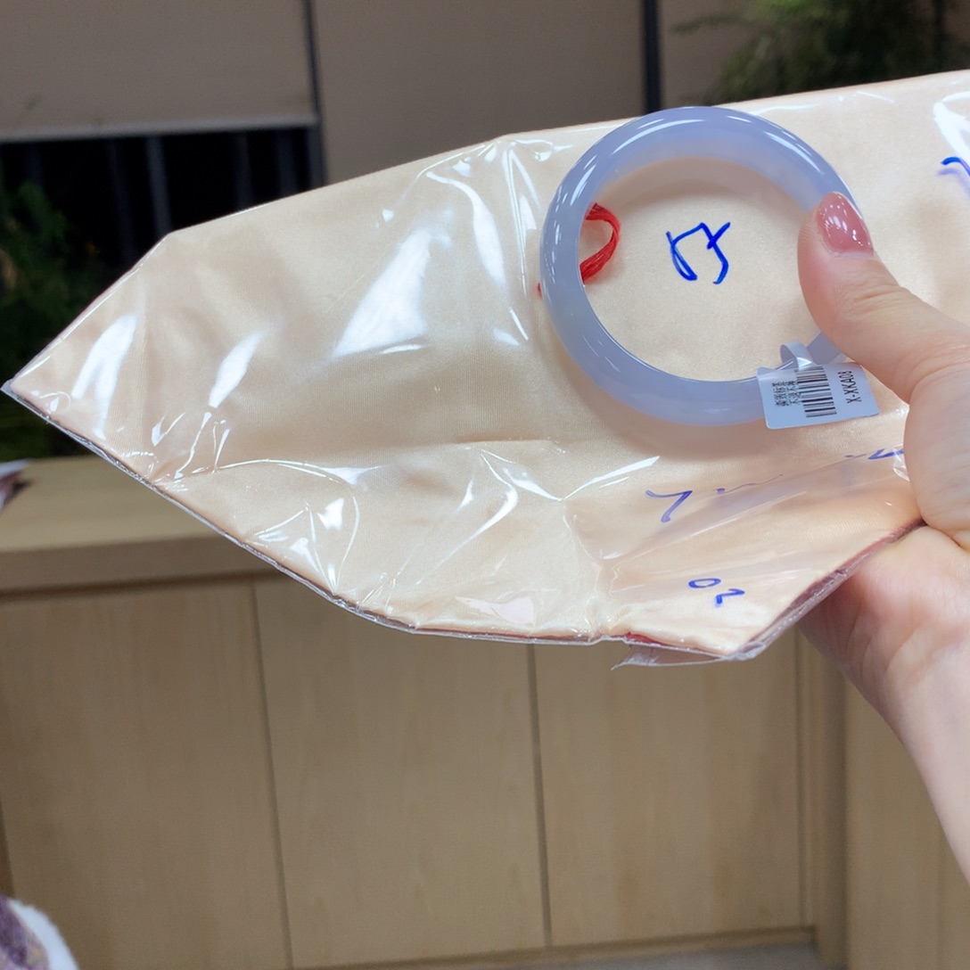 翡翠手镯未镶嵌吴**@不退不换