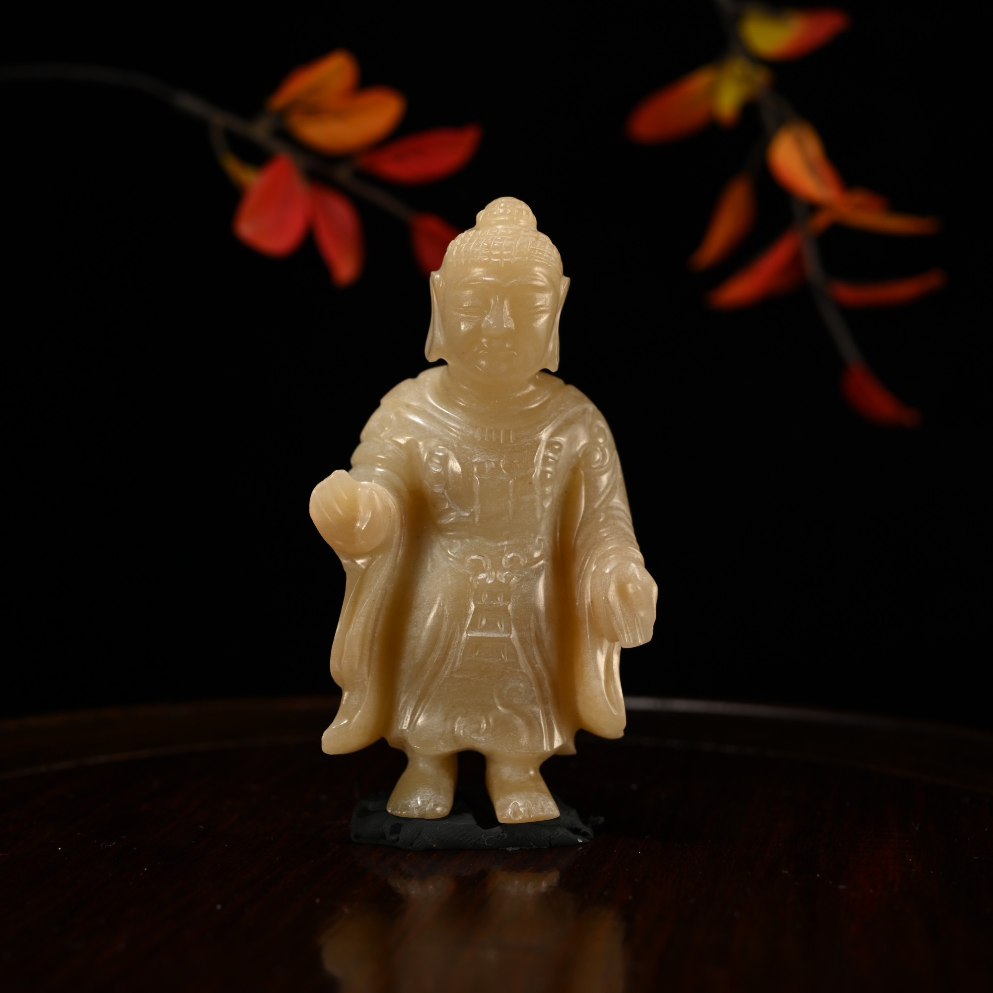 Lot8819 HP6810005和田玉大日如来摆件/杭拍