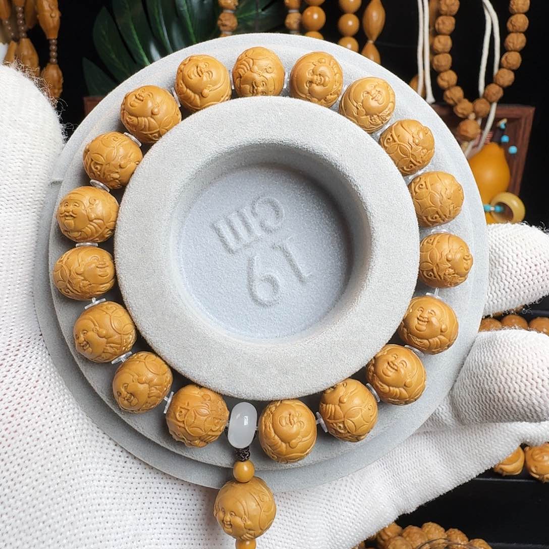 猴头核桃吊坠财迷手串