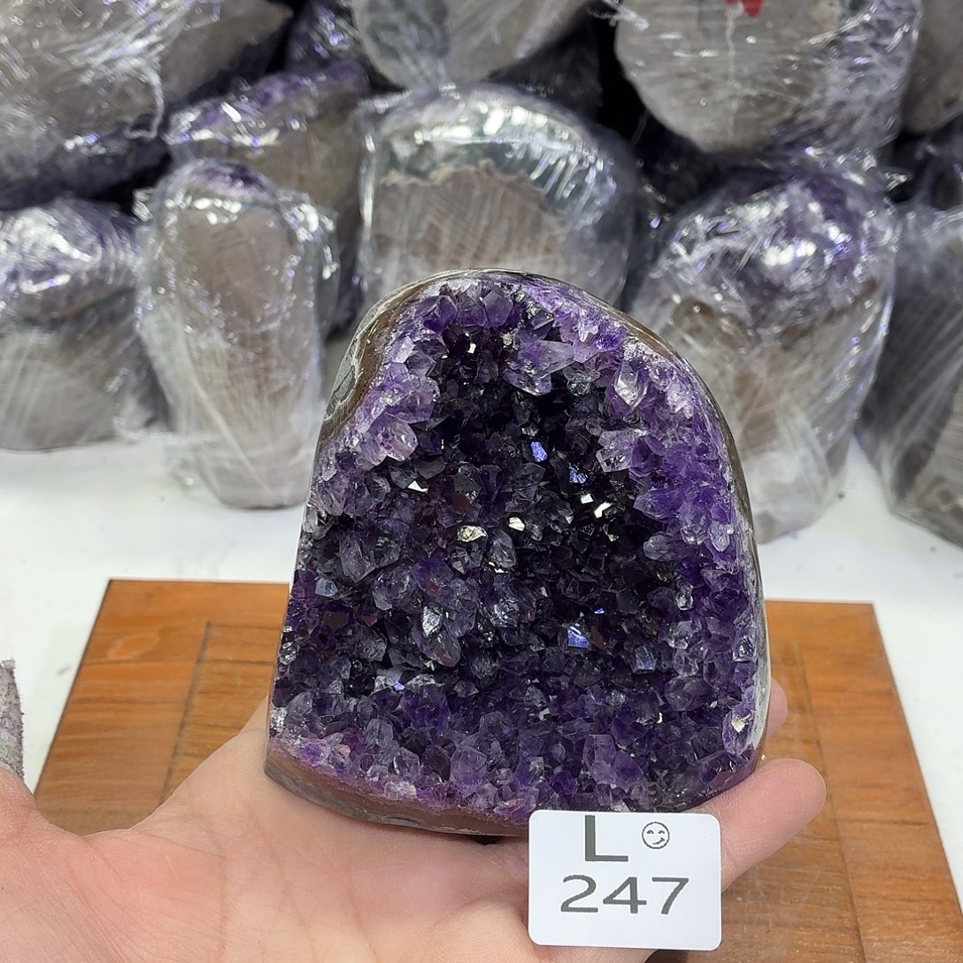 水晶未镶嵌摆件天然紫水晶