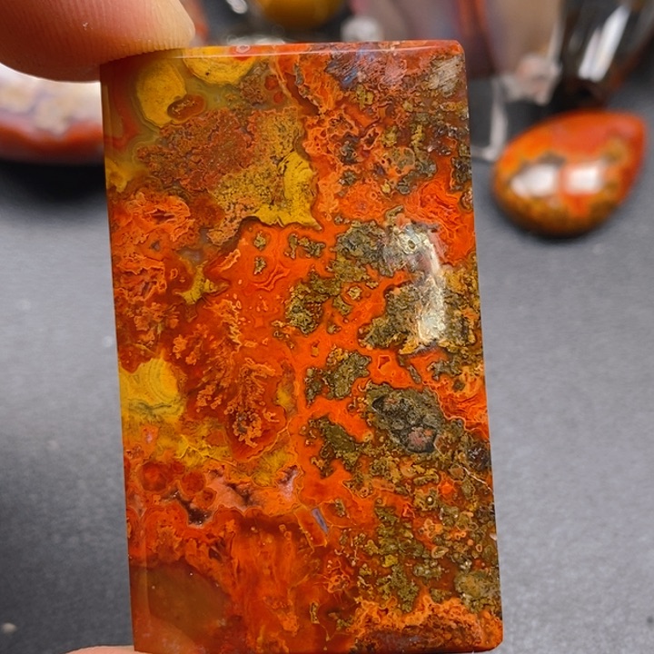 玛瑙/玉髓颈饰未镶嵌天**草