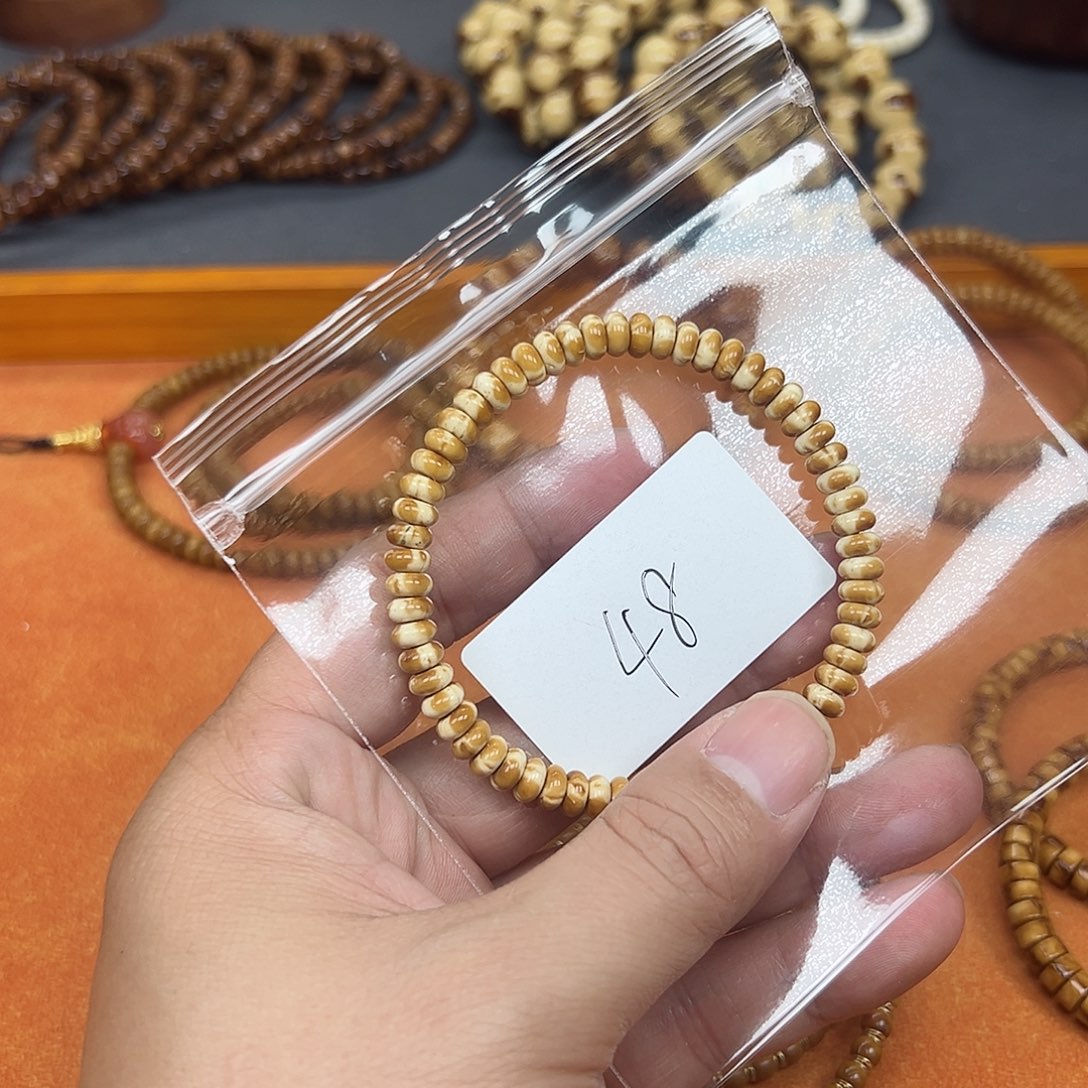 紫金鼠手串算盘奶油实心