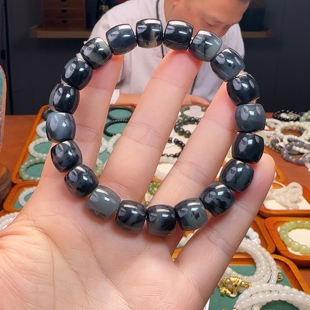 和田玉未镶嵌手链