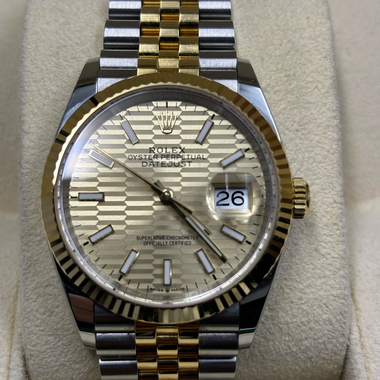 腕表/瑞士名表 劳力士/m126233间金黄波纹/24年二手