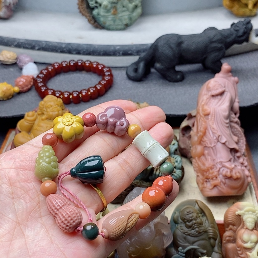 【闪购商品】定制石英质玉吊坠未镶嵌