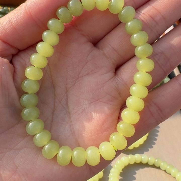 和田玉未镶嵌颈饰冉冉