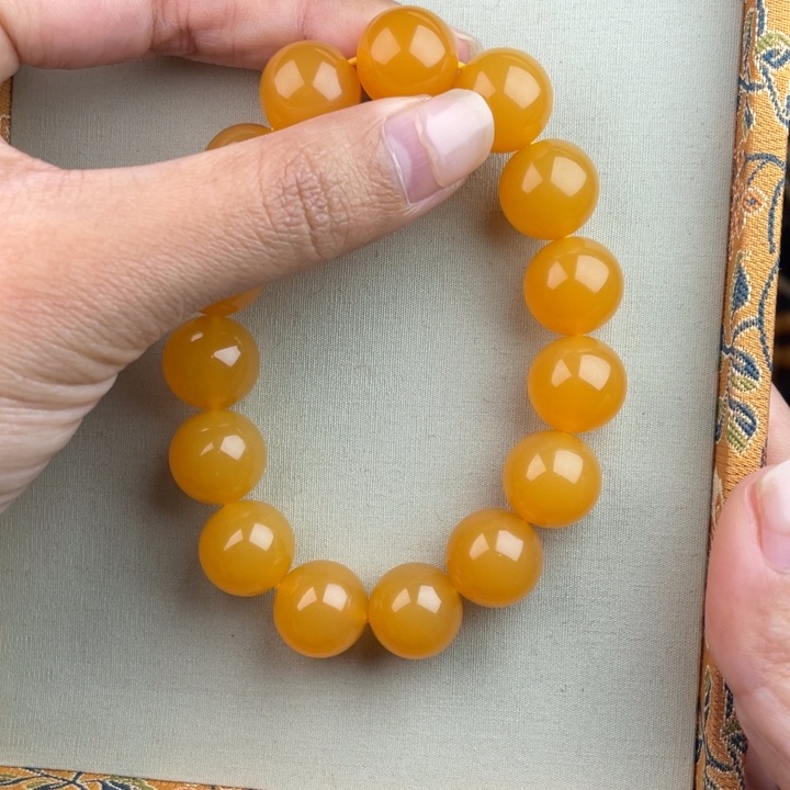 石英质玉（缅黄）手串未镶嵌热***民