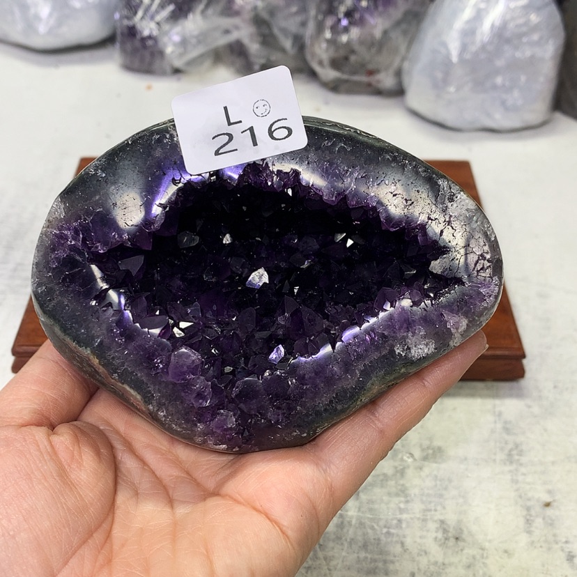 【闪购商品】未镶嵌水晶大型摆件（非配饰）嗯**茜