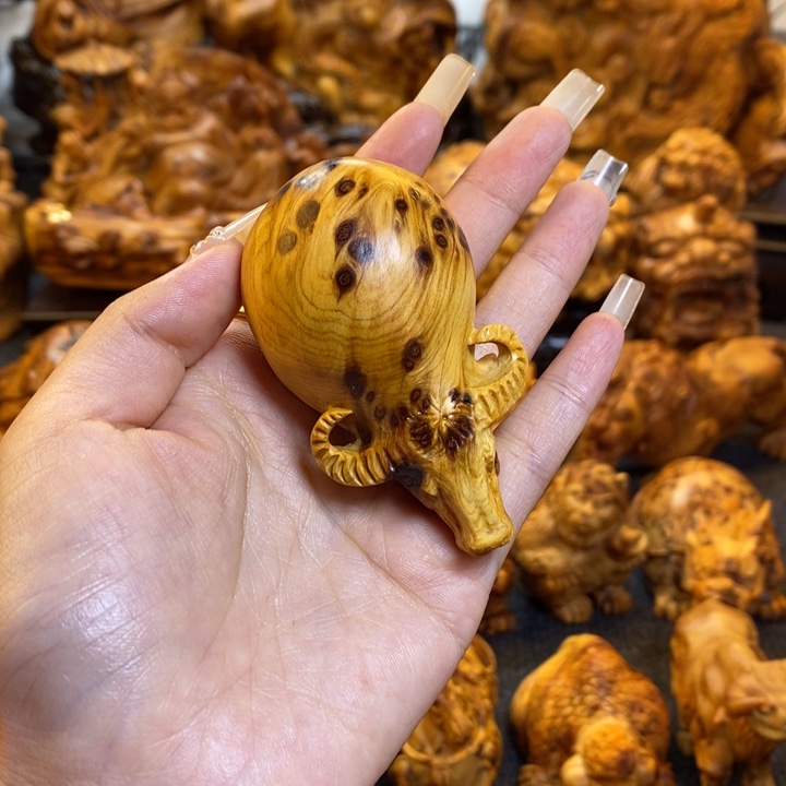 柏木牛气冲天手把件手把件