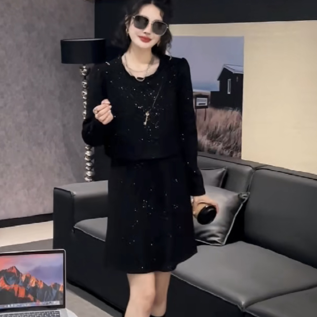 N8393轻奢减龄遮肉显瘦高雅气质百搭假两件双边口袋法式连衣裙