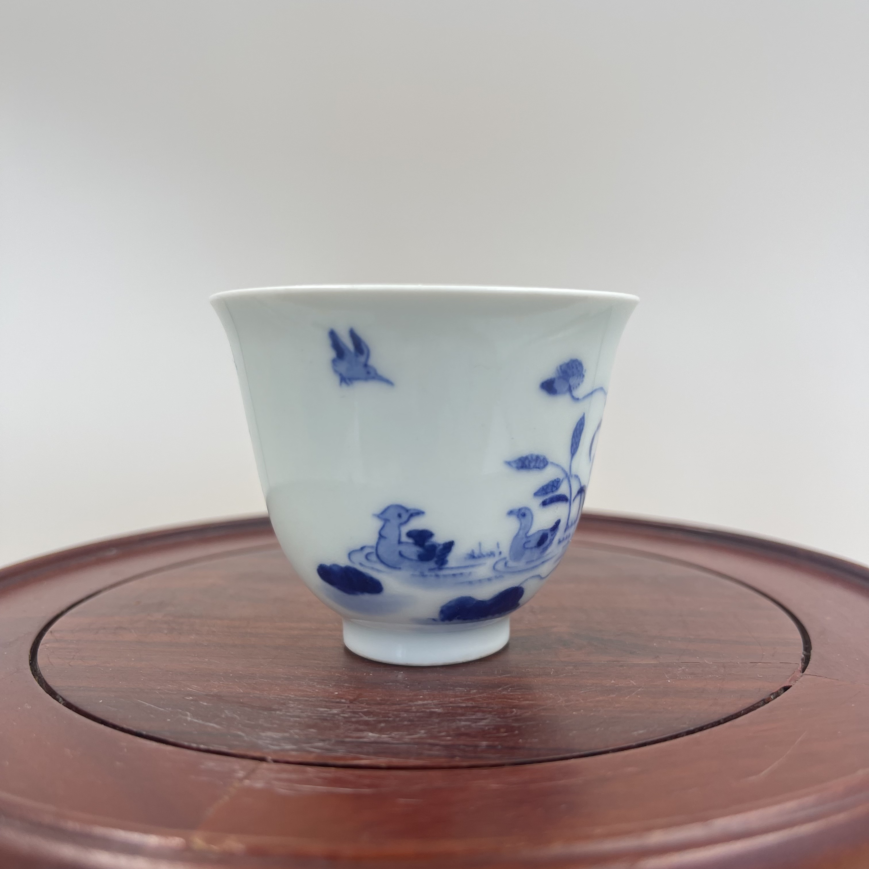 青花 十二花神杯 荷花纹杯    高5.5公分 口径6.3公分  微瑕 冲线