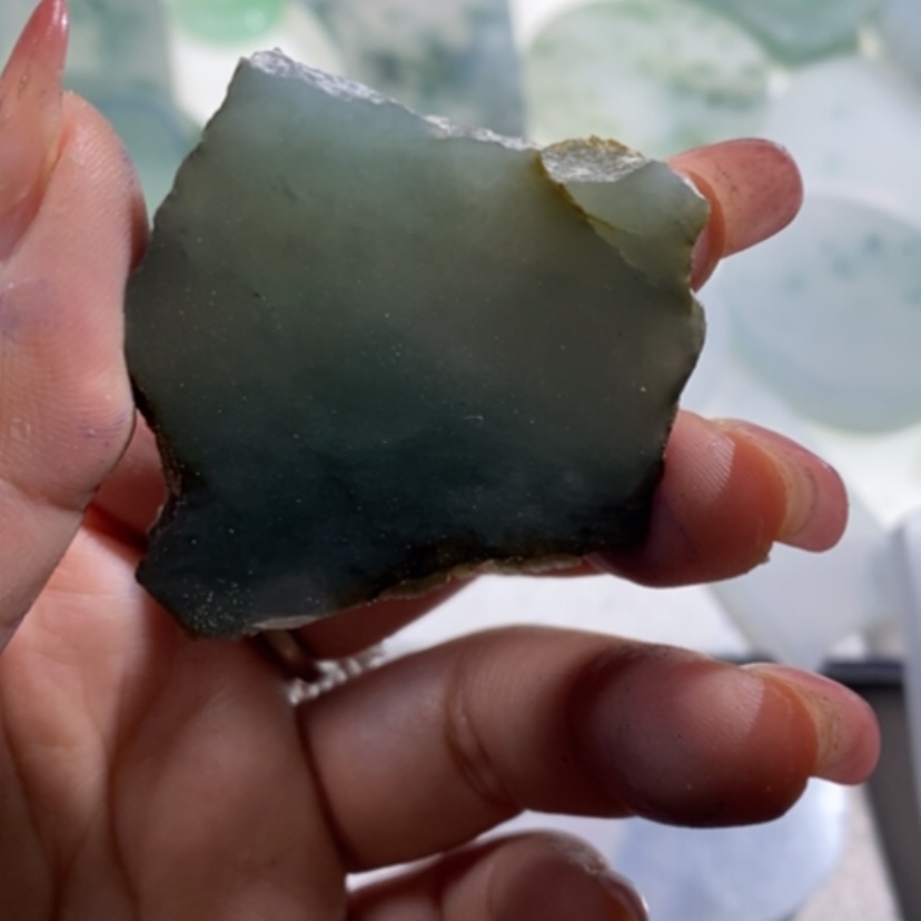 【闪购商品】翡翠挂件未镶嵌茶***n