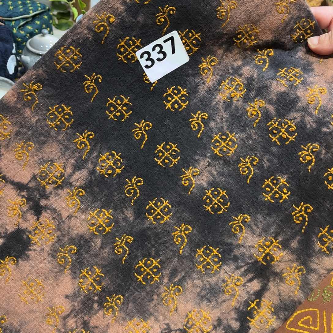 规格30.40刺子绣茶席
