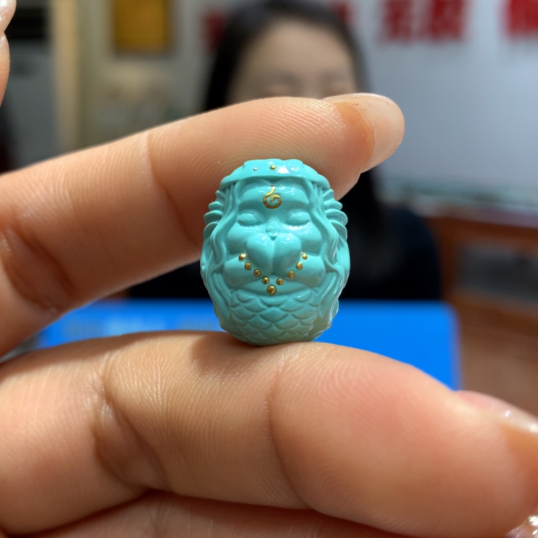 绿松石配饰未镶嵌