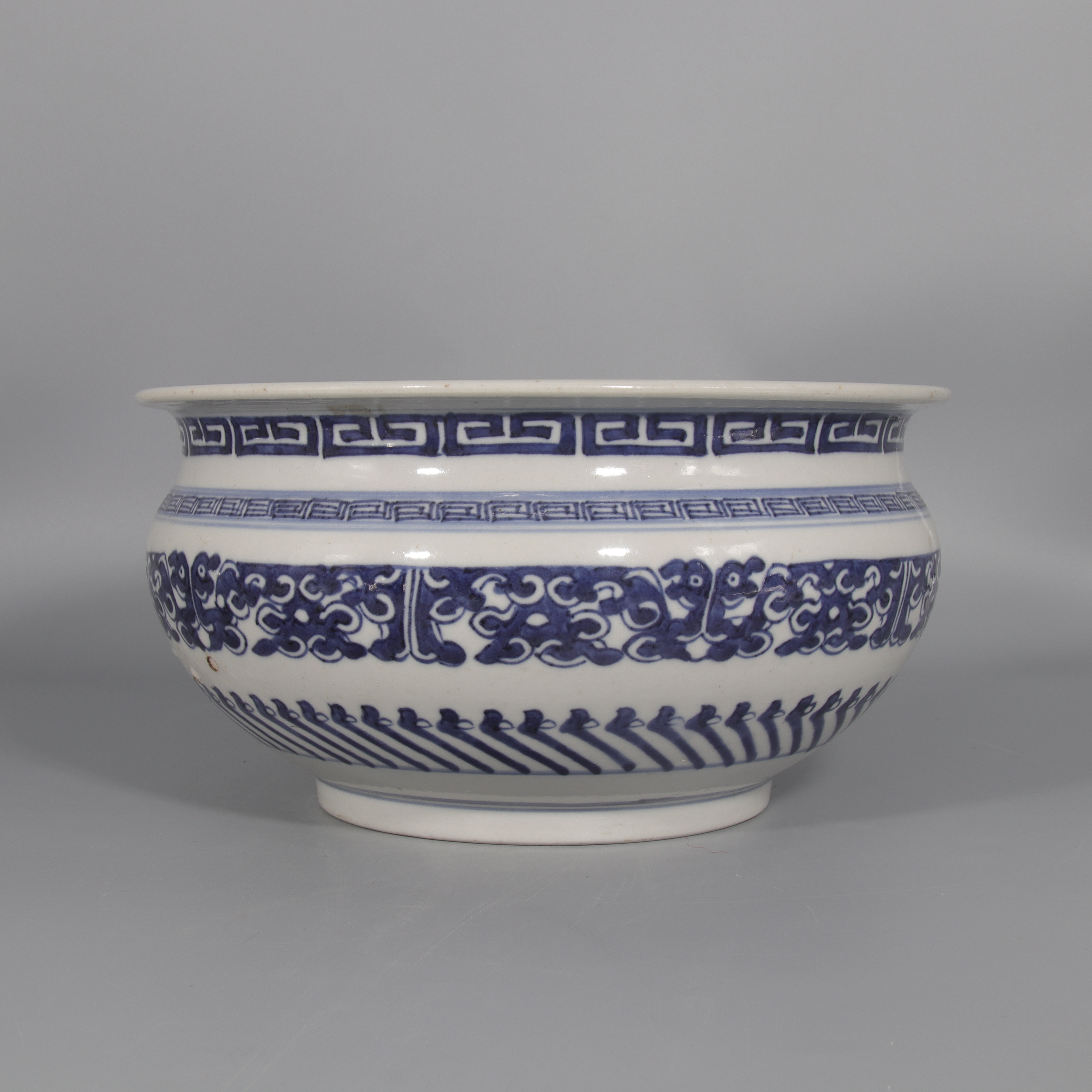 青花虺龙纹钵    H412-373