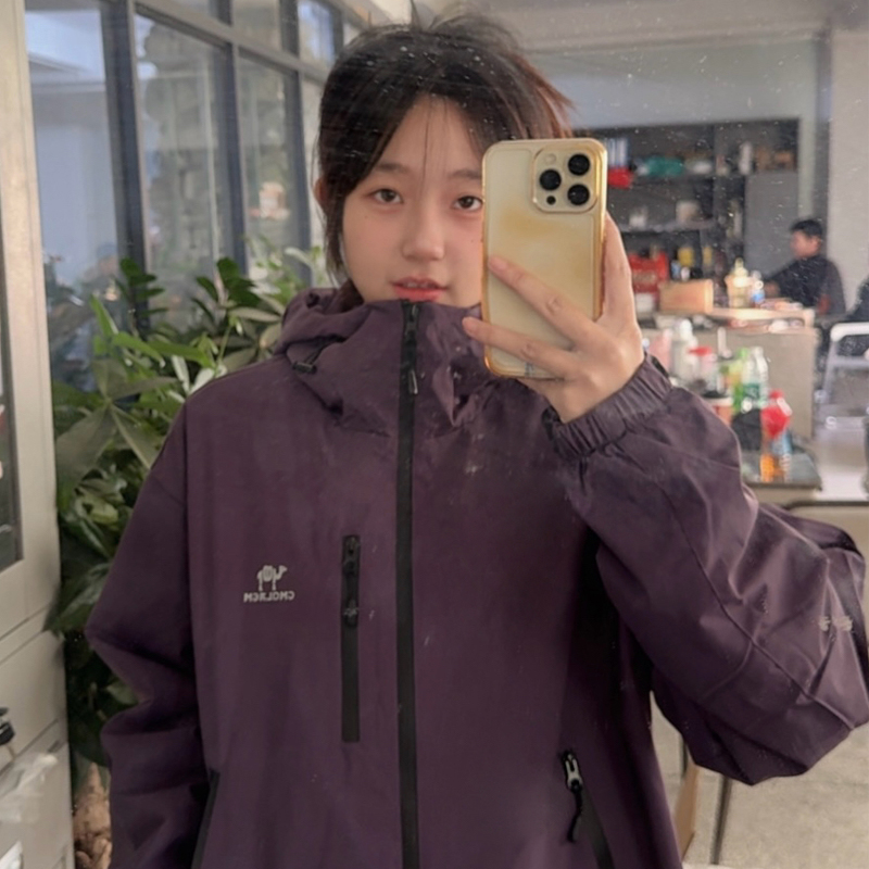 加绒软壳外套情侣同款