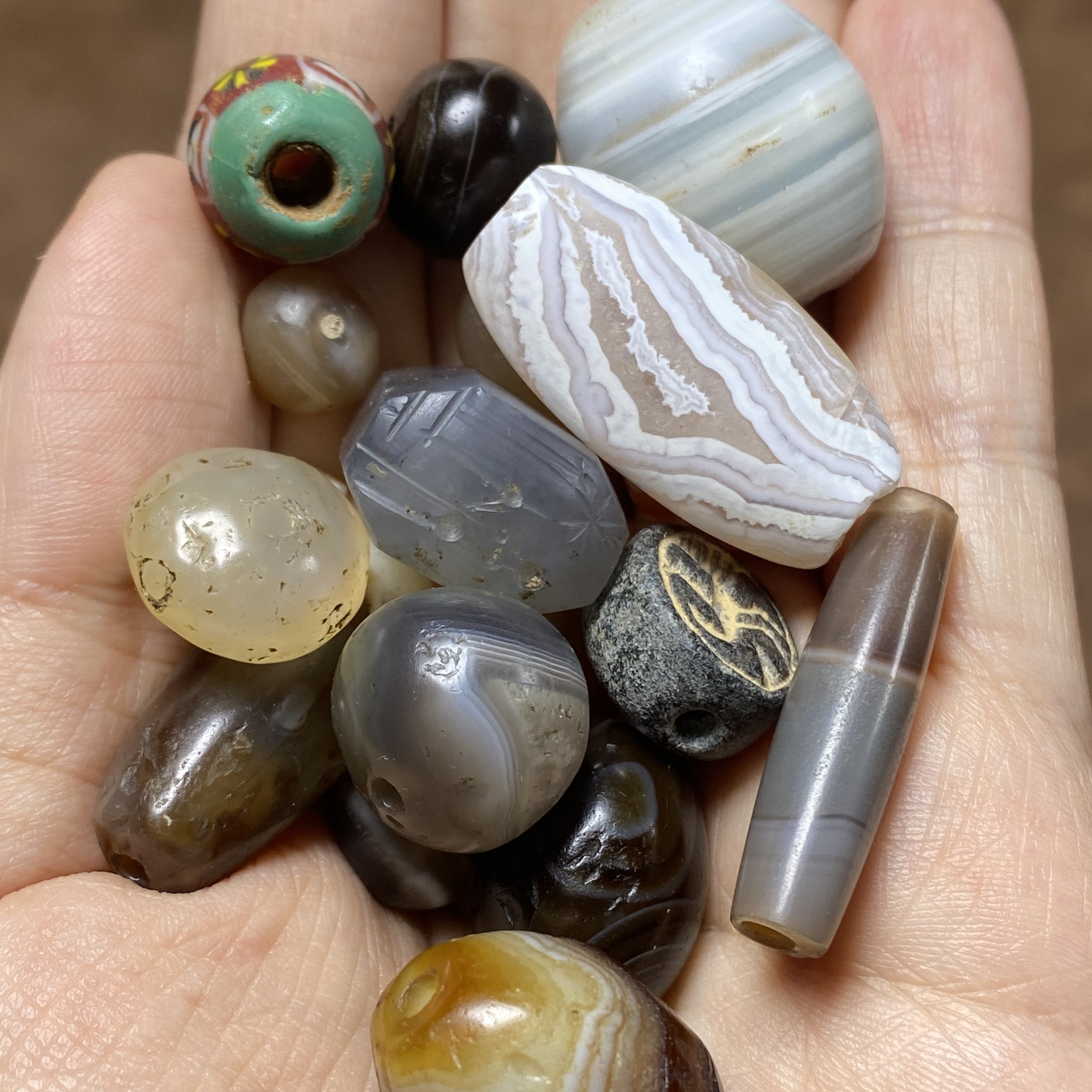 西亚千年天然玛瑙缠丝玛瑙