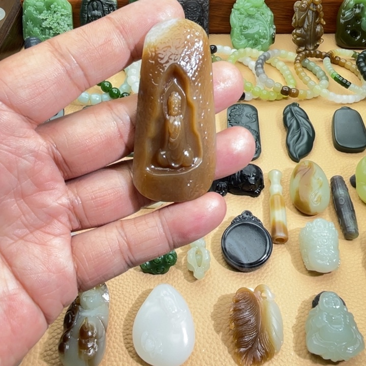 和田玉（糖玉）颈饰未镶嵌定制款