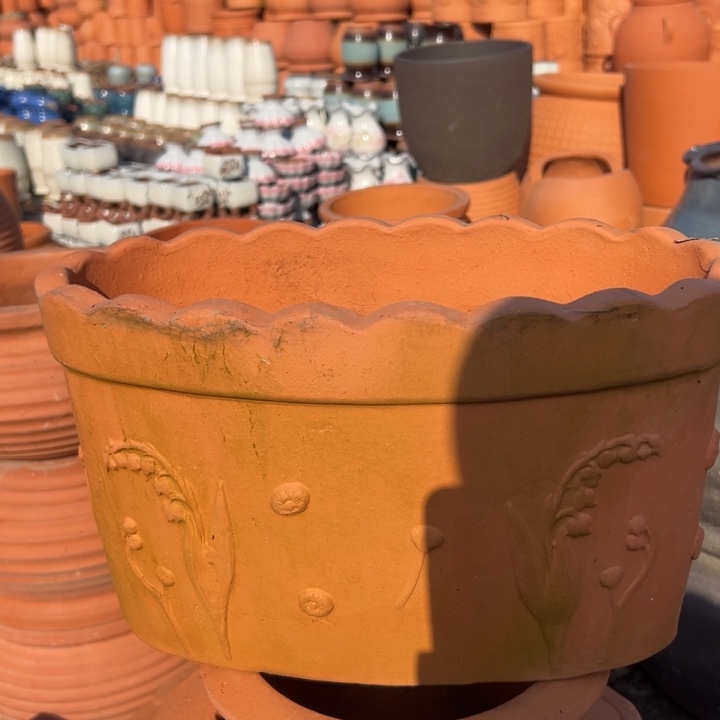 37×22×21 高温加厚红陶微瑕