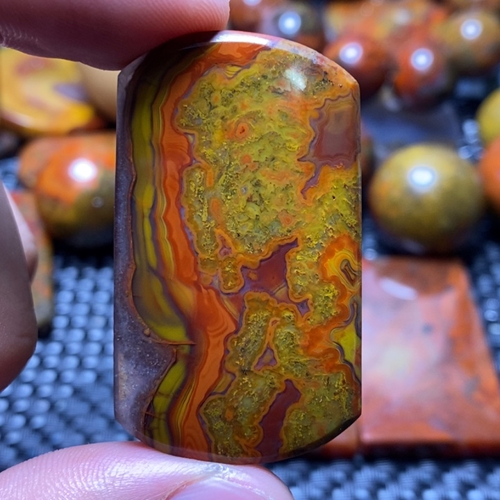 玛瑙/玉髓颈饰未镶嵌