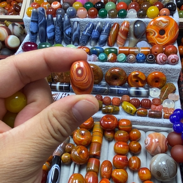 玛瑙/玉髓未镶嵌玛瑙缠丝桶珠