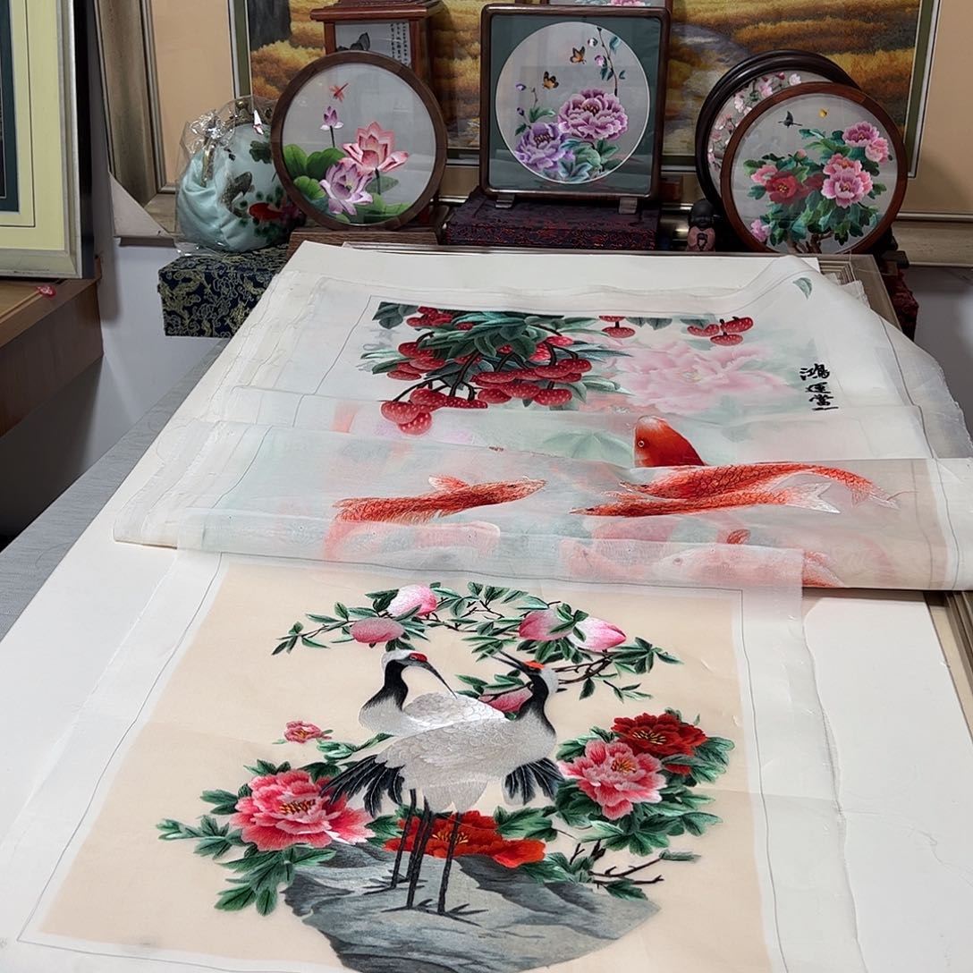 刺绣谭纯手工刺绣画