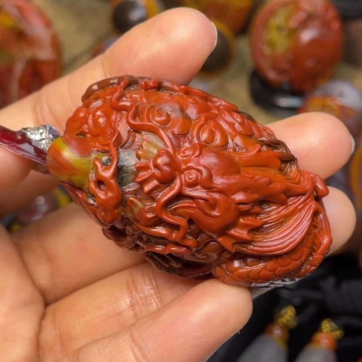 玛瑙/玉髓未镶嵌珠宝奇石鸽血红龙戏珠3600