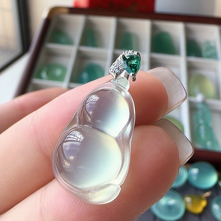 岫玉银S925镶嵌颈饰岫玉