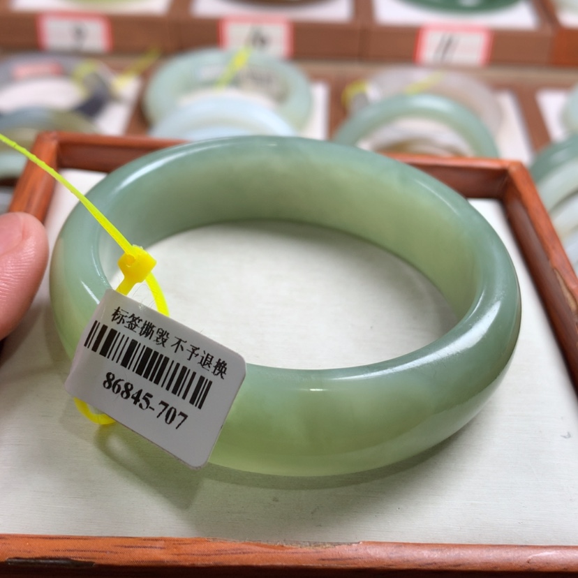 【闪购商品】和田玉手镯未镶嵌鲤*58