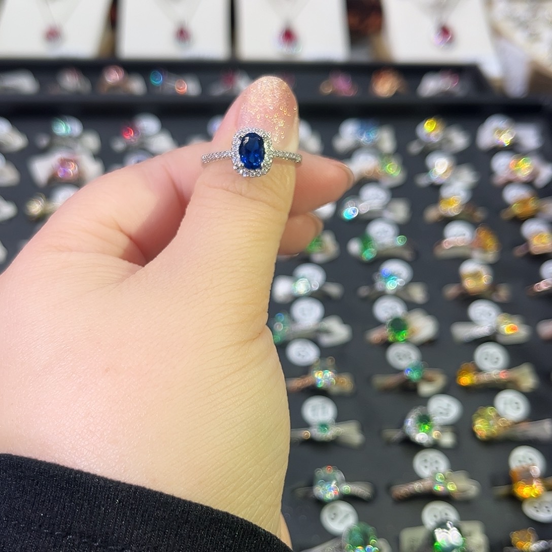 莫桑石非金属B K白微镶鸽子蛋蓝宝一卡-13