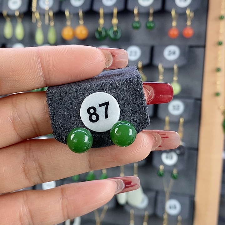 和田玉耳饰18K金镶嵌