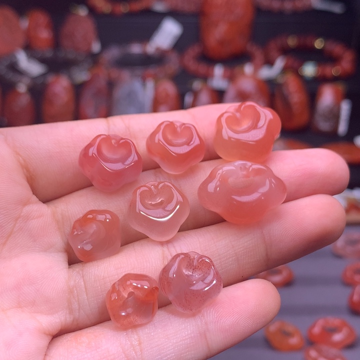 z***Z南红玛瑙未镶嵌珠宝半成品143