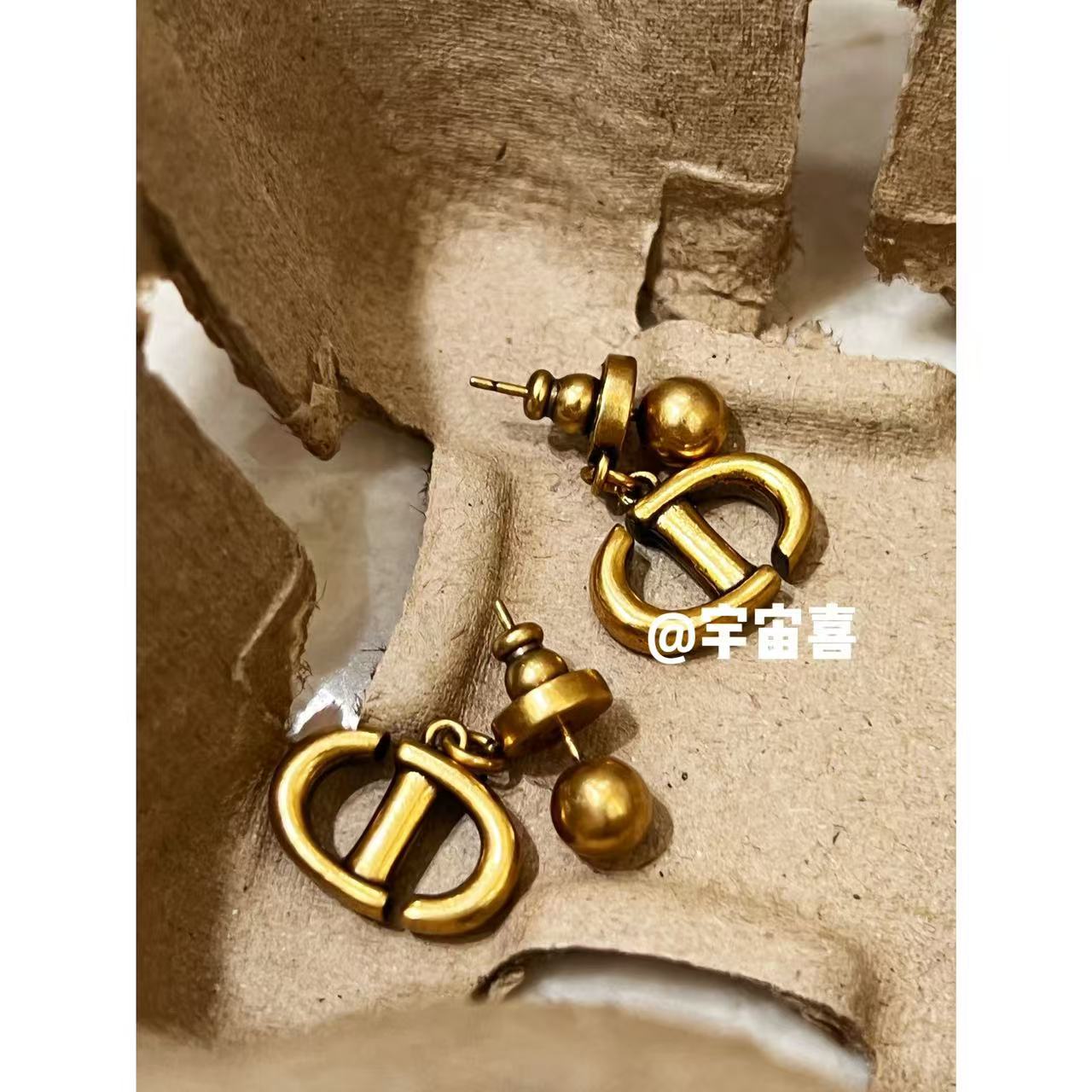 黄铜耳饰 B5-091【猪鼻子黑金黄铜cd前后耳钉】