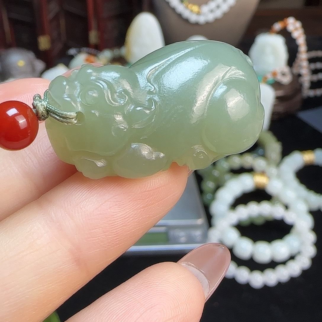 和田玉未镶嵌颈饰定制发货