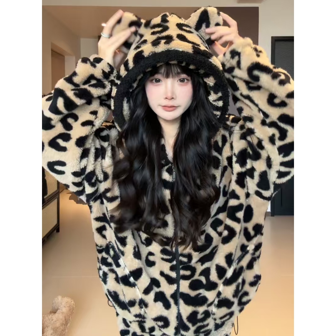 韩版小熊豹纹连帽珊瑚绒睡衣女冬季可爱加绒加厚保暖家居服套装