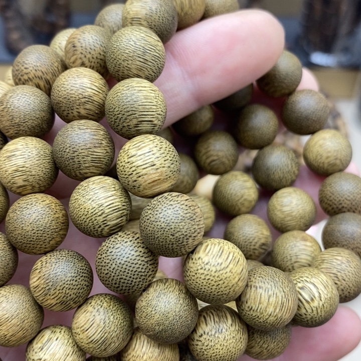 沉香碎屑沉香越南芽庄野生白奇1.2