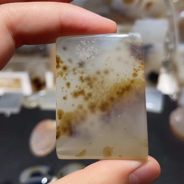 玛瑙/玉髓耳钉合金