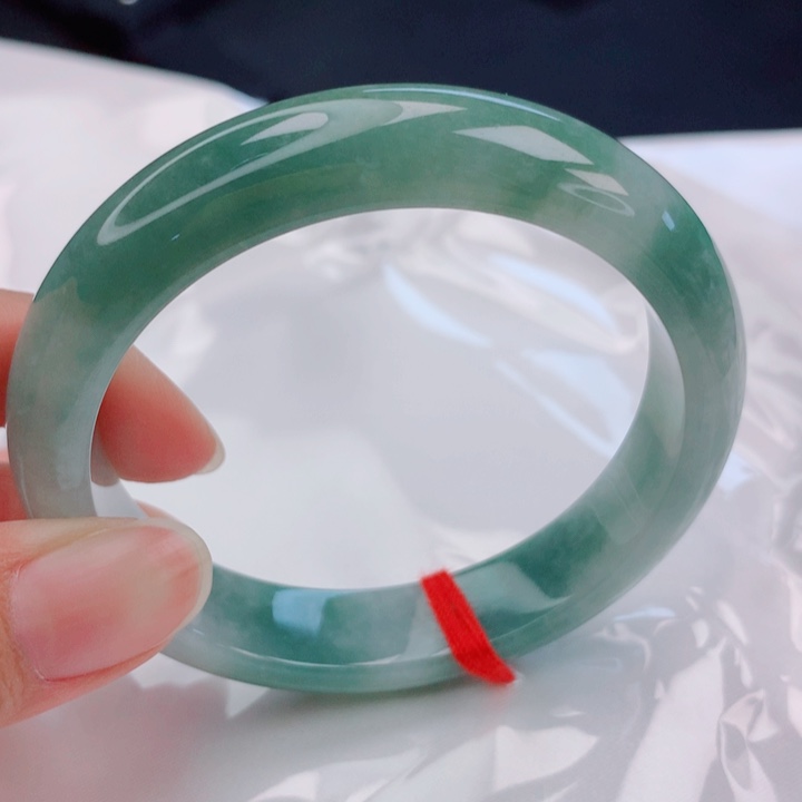 微***凉翡翠未镶嵌手镯55-56圈