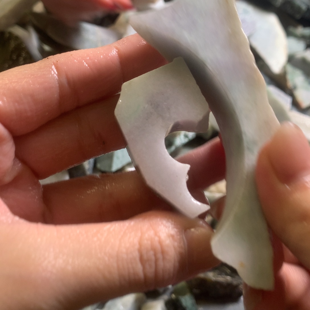 翡翠颈饰未镶嵌缅甸翡翠