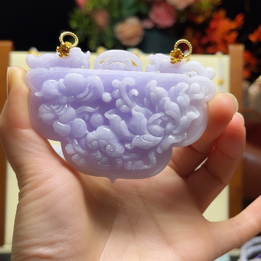 翡翠颈饰未镶嵌天然翡翠